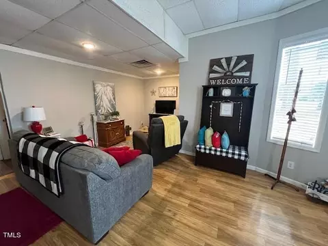 Living - 124 Don Ron Rd, Erwin, NC 28339 photo 4 of 13