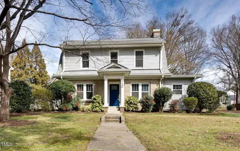 710 Nash Dr, Raleigh, NC 27608