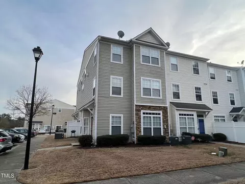 5011 Eagle Stone Ln #109, Raleigh, NC 27610