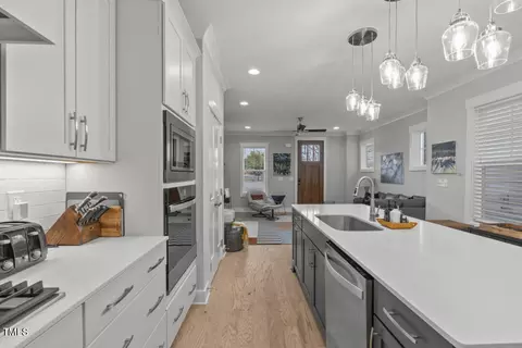 200 E Moore St # C, Apex, NC 27502 photo 8