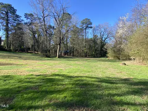 125 Gary Rd, Carrboro, NC 27510