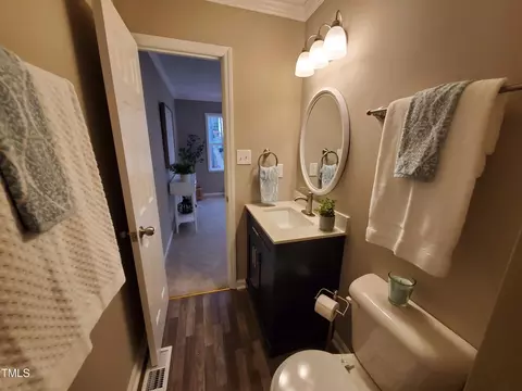 19 Georgetown Ct, Durham, NC 27705 photo 12