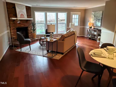 19 Georgetown Ct, Durham, NC 27705