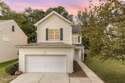 2916 Smooth Stone Trl, Raleigh, NC 27610
