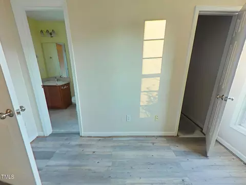 219 Gray Ghost St, Benson, NC 27504 photo 11