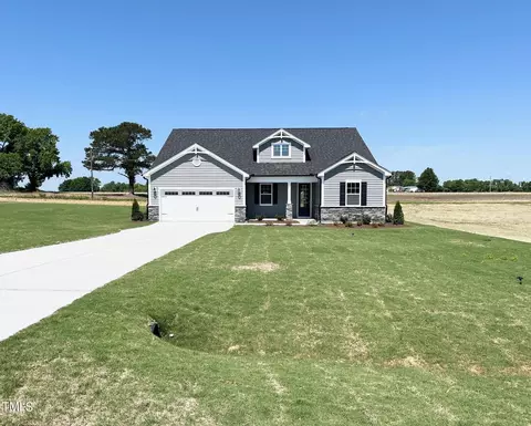 110 Denali Dr, Angier, NC 27501