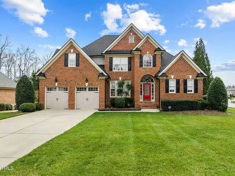 1814 Lazy Branch Ct, Fuquay Varina, NC 27526