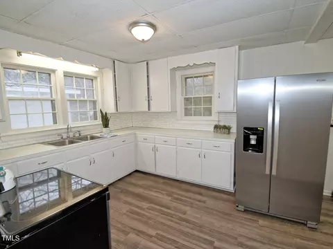 512 End Ave, Durham, NC 27703 photo 9