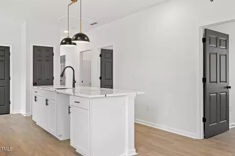 2209 Ashe St, Durham, NC 27703 photo 10