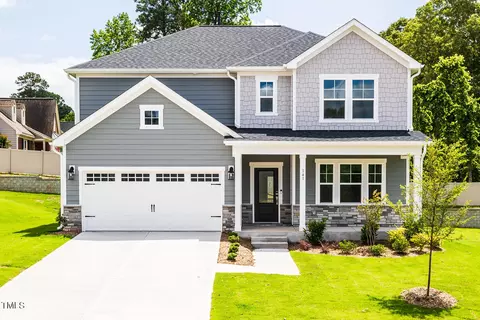 141 Hickory Grove Dr, Sanford, NC 27330