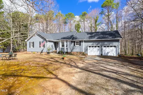 536 October Dr, Willow Spring, NC 27592 photo 2