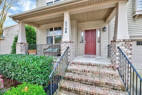 2708 Kinsley Pl, Raleigh, NC 27616