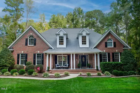 7724 Serenity Lake Dr, Wake Forest, NC 27587