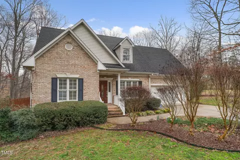 5810 Crimson Ct, Mebane, NC 27302