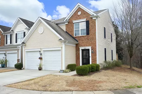 8325 Deckbar Pl, Raleigh, NC 27617