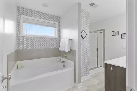 Bath - 253 E Webber Ln, Clayton, NC 27527 photo 1 of 3
