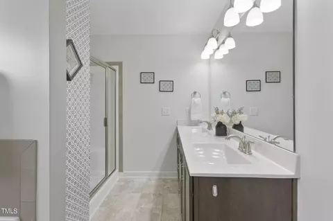 Bath - 253 E Webber Ln, Clayton, NC 27527 photo 2 of 3