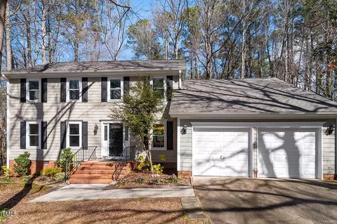 1706 Laughridge Dr, Cary, NC 27511