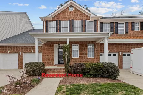 119 Alden Village Ct, Cary, NC 27519