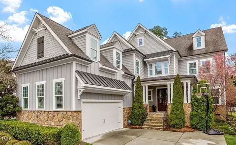 3628 Rolston Dr, Raleigh, NC 27609