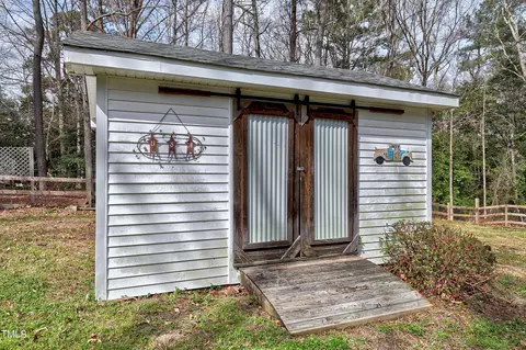 6704 Willow Chase Dr, Willow Spring, NC 27592 photo 17