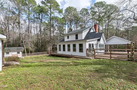 6704 Willow Chase Dr, Willow Spring, NC 27592 photo 2