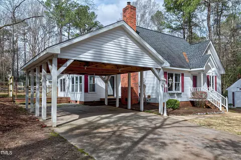 6704 Willow Chase Dr, Willow Spring, NC 27592 photo 9