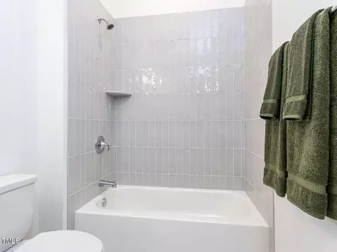 Bath - 804 Ambercrest Pl, Durham, NC 27705 photo 2 of 6