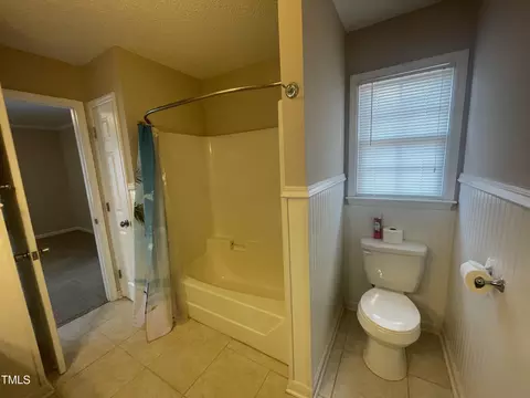 1008 Walnut Dr, Erwin, NC 28339 photo 7