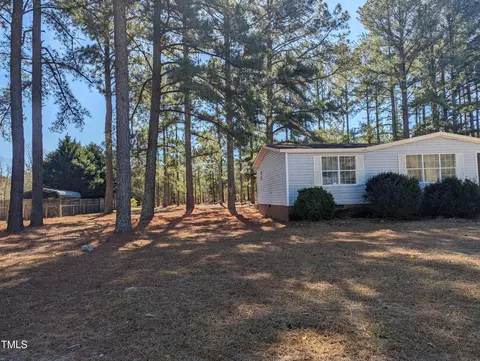57 W Everett St, Spring Lake, NC 28390 photo 36