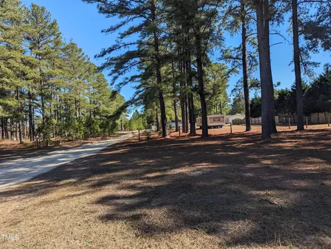 57 W Everett St, Spring Lake, NC 28390 photo 34