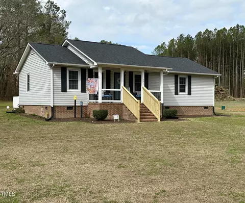 242 Edwards Rd, Henderson, NC 27537