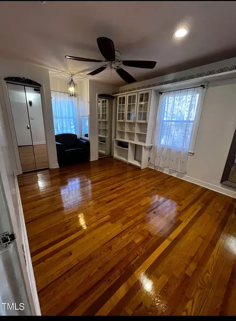 809 Union St, Cary, NC 27511 photo 11