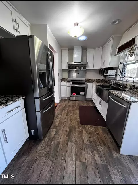 809 Union St, Cary, NC 27511 photo 7