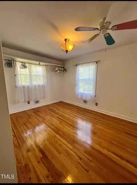 809 Union St, Cary, NC 27511 photo 10