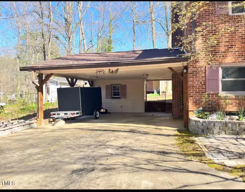809 Union St, Cary, NC 27511 photo 2