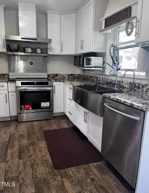 809 Union St, Cary, NC 27511 photo 6