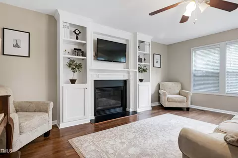 717 Midsummer Ln, Apex, NC 27502 photo 6