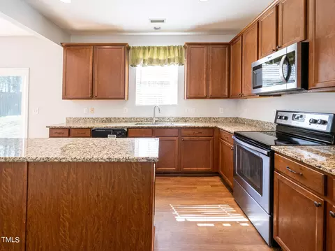 114 Glenview Ln, Durham, NC 27703 photo 5