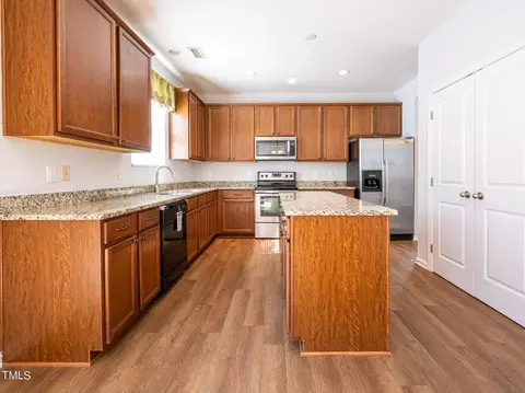 114 Glenview Ln, Durham, NC 27703 photo 4