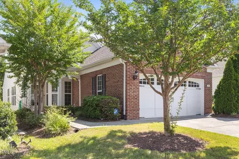 306 Arvada Dr, Cary, NC 27519