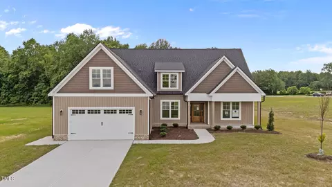 5062 Willows Edge Dr, Sims, NC 27880