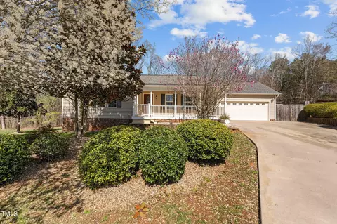 867 Merideth Dr, Graham, NC 27253 photo 1