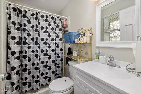 206 W Stevens St, Smithfield, NC 27577 photo 6