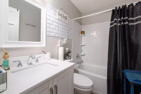 206 W Stevens St, Smithfield, NC 27577 photo 9