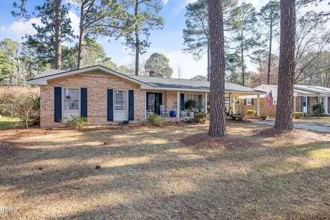 206 W Stevens St, Smithfield, NC 27577 photo 1