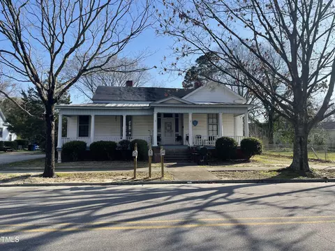 404 Vance St NE, Wilson, NC 27893