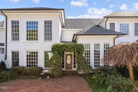 202 Villa Dr, Durham, NC 27712