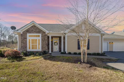 1695 Winter Wren Cir, Wake Forest, NC 27587