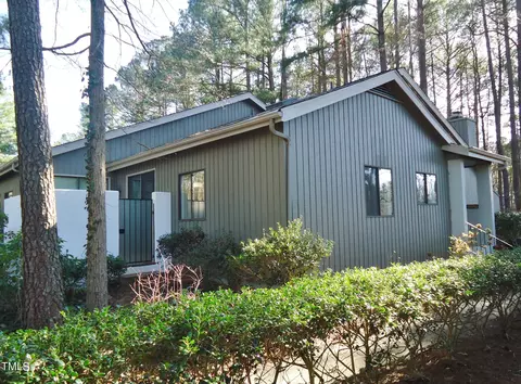 5 Paddington Pl, Chapel Hill, NC 27517